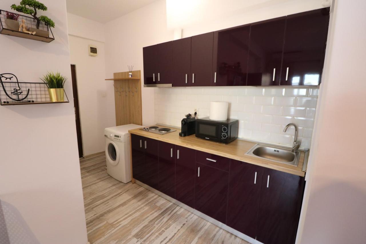 Charming Cozy Studio - Old Town - Free Minibar Appartement Boekarest Buitenkant foto